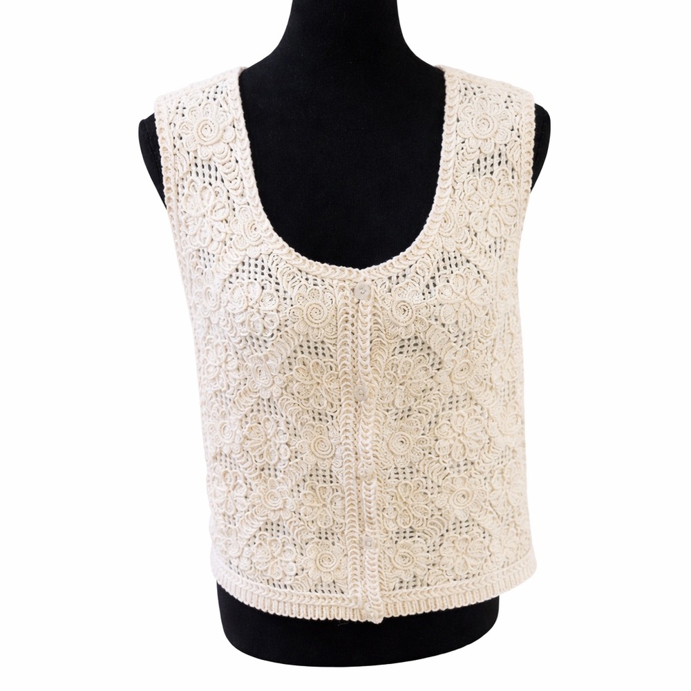 Lauren Conrad XXL Cream Crochet Sleeveless Top
